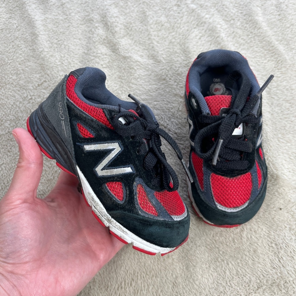 New Balance 990v4 Toddler Sneakers Black Red Size 7.5 US y2k athletic streetwear